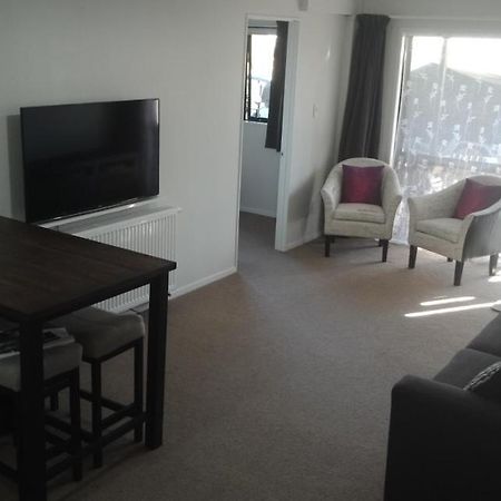 Modest Comfortable Relaxed Home Away From Home With Secure Bike Storage Rotorua Zewnętrze zdjęcie