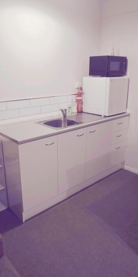 Modest Comfortable Relaxed Home Away From Home With Secure Bike Storage Rotorua Zewnętrze zdjęcie